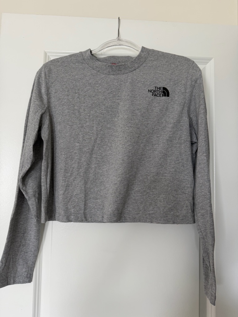 North Face Light Gray Cropped Long Sleeve Top